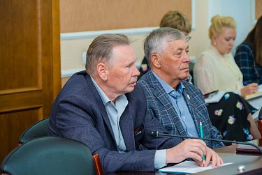 Депутаты определились с датой заседания